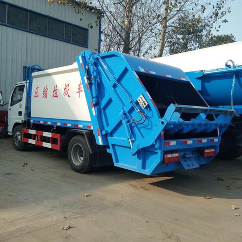 吸粪车：功能强大，清洁环卫不可或缺的秘密武器